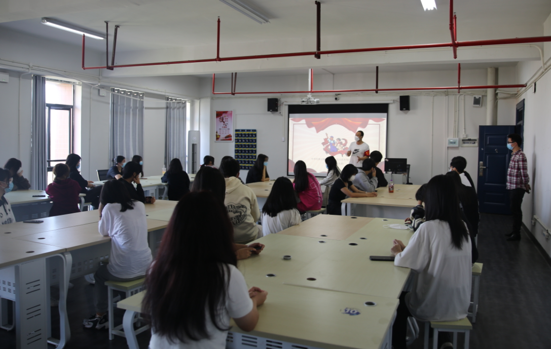 齐心协力战疫情 劳动教育正当时  ——同花顺网页版页面经贸物流系组织学生开展文明宿舍评比活动