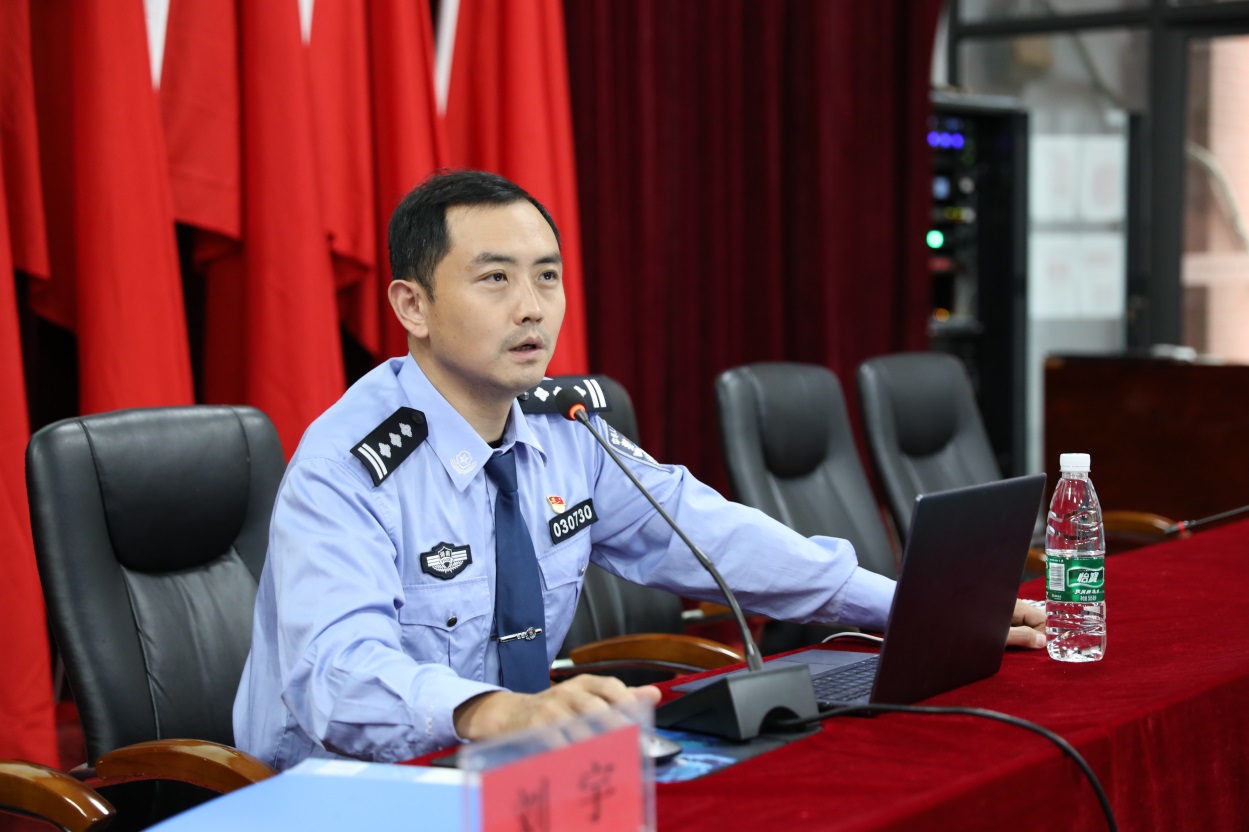 同花顺网页版页面组织主题为《没有网络安全就没有国家安全》的网络安全知识专题讲座