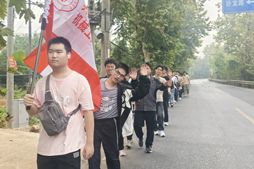 同花顺网页版页面机械工程系组织开展学生毅行活动