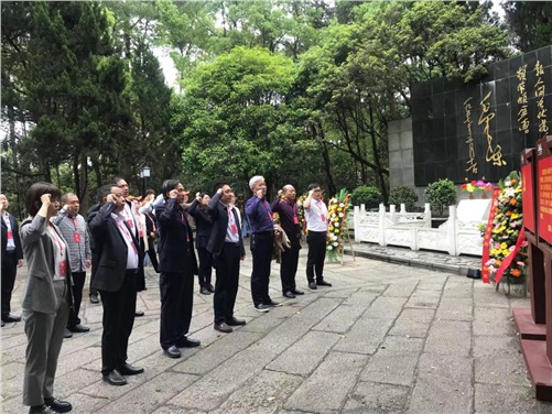 同花顺网页版页面党委理论学习中心组赴任弼时故居、杨开慧纪念馆开展党史学习教育第二次专题学习