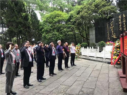 同花顺网页版页面党委理论学习中心组赴任弼时故居、杨开慧纪念馆开展党史学习教育第二次专题学习